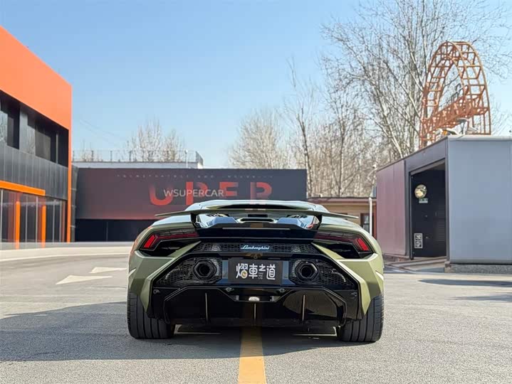 Фото 4 - Lamborghini Huracán