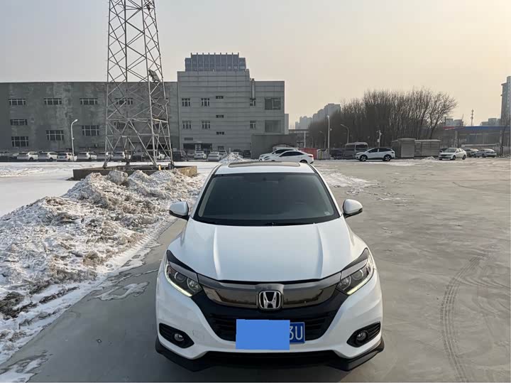 Фото 3 - Honda Vezel