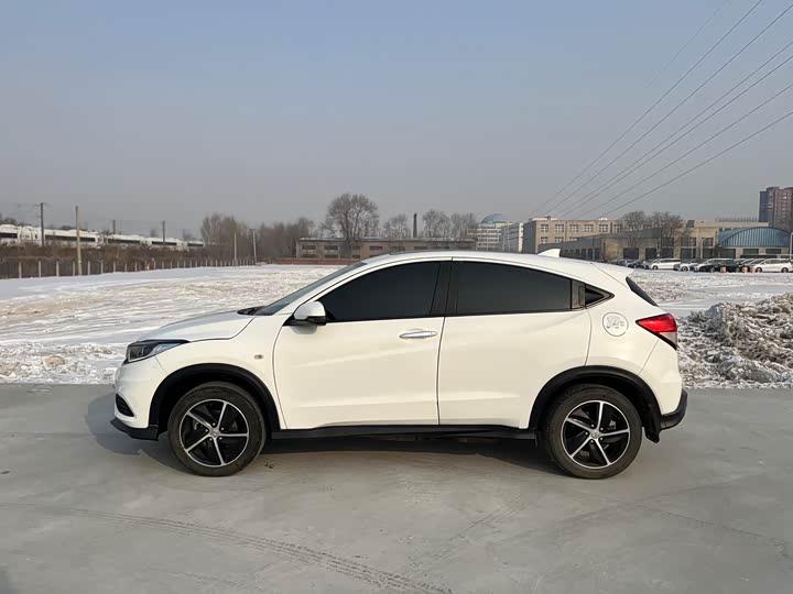 Фото 5 - Honda Vezel