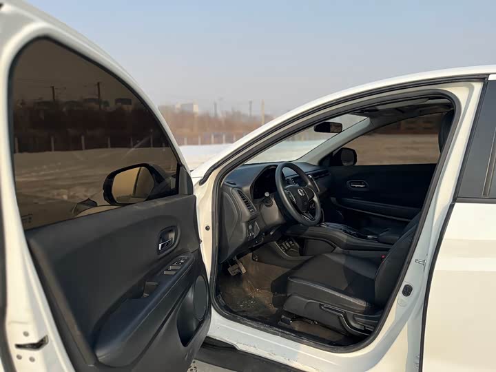 Фото 6 - Honda Vezel