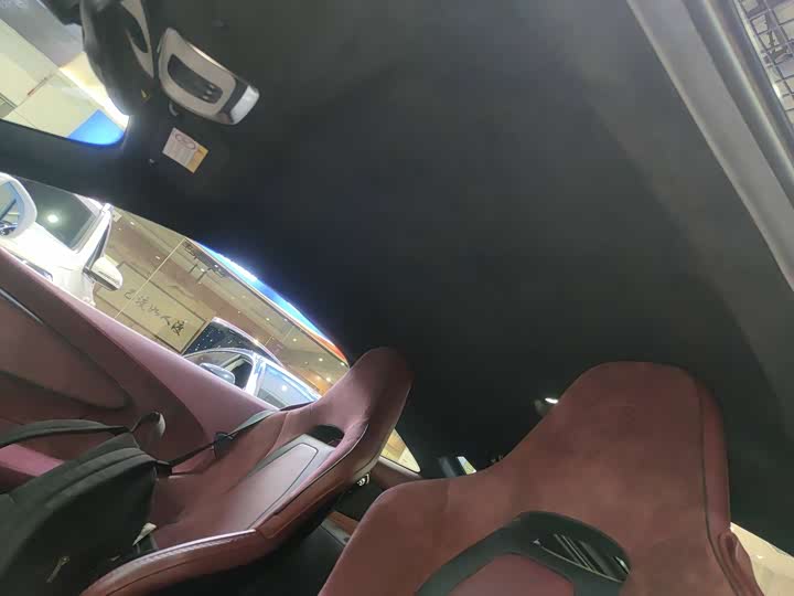 Фото 8 - McLaren GT