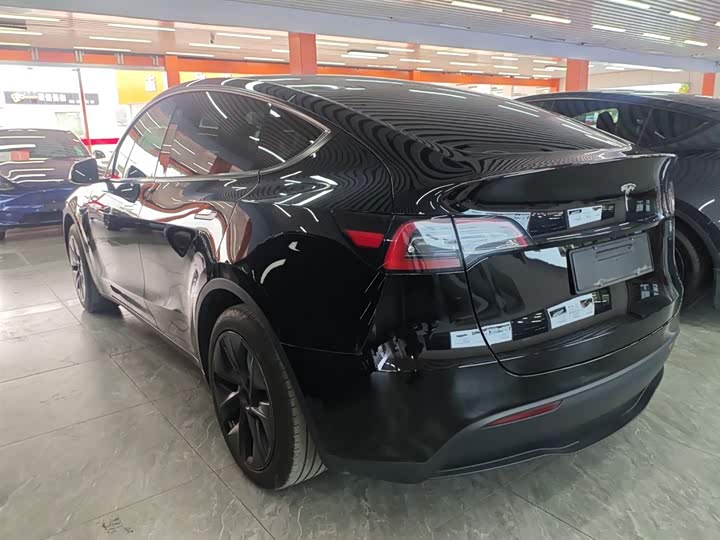 Фото 5 - Tesla Model Y