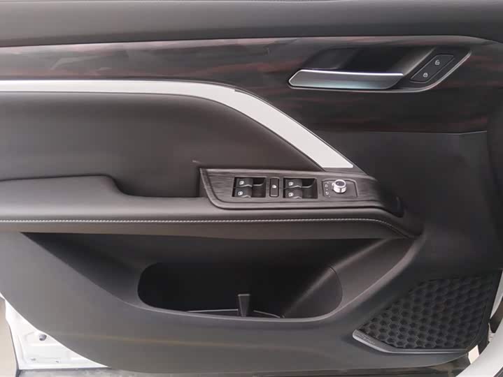Фото 7 - Haval H6