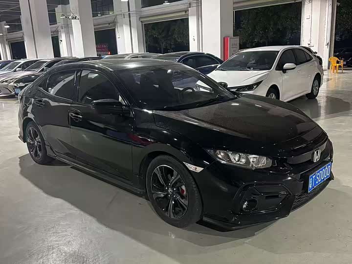 Фото 3 - Honda Civic