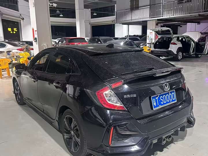 Фото 6 - Honda Civic