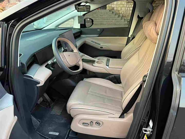 Фото 5 - XPeng X9