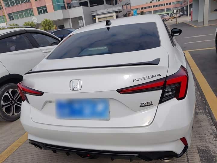 Фото 6 - Honda Integra