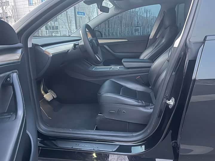 Фото 7 - Tesla Model Y