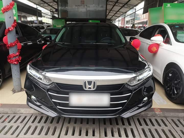 Фото 3 - Honda Accord