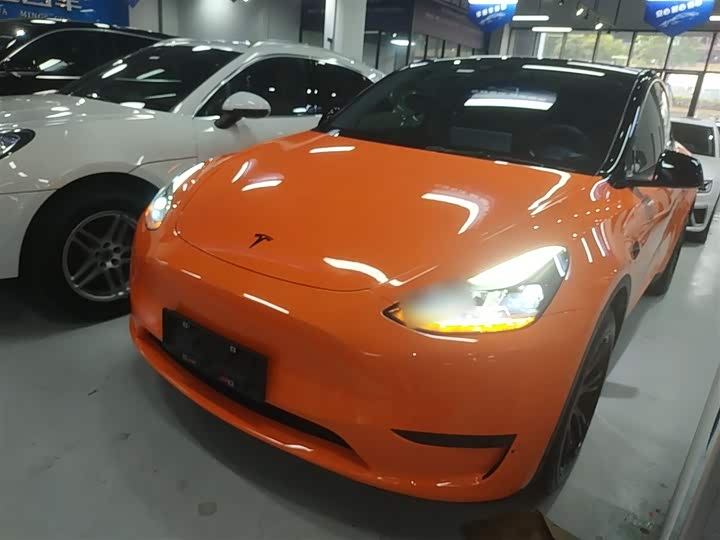 Фото 2 - Tesla Model Y