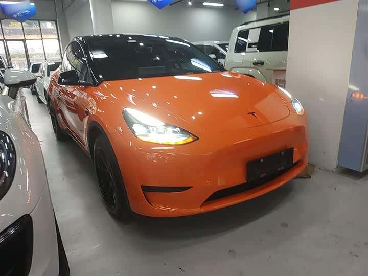 Фото 4 - Tesla Model Y