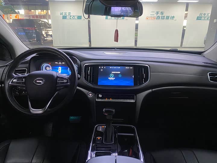 Фото 8 - GAC Trumpchi GS8