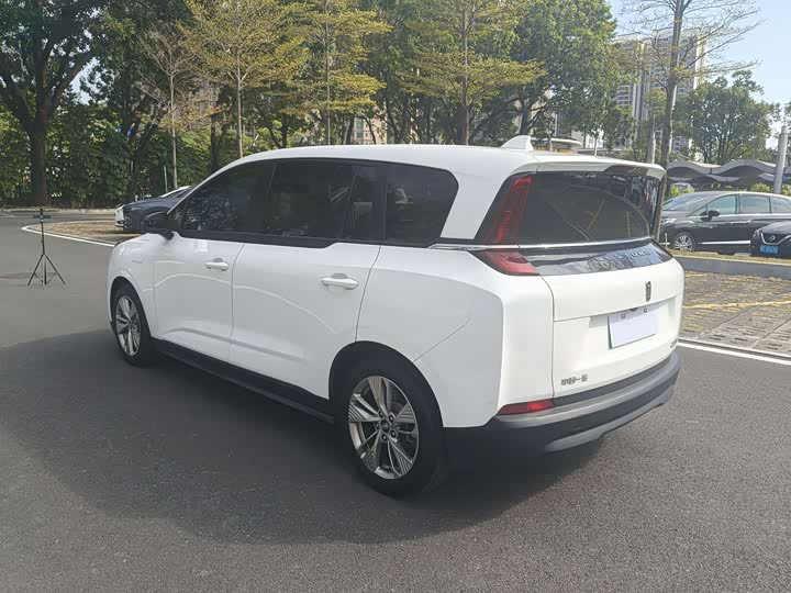 Фото 6 - Bestune NAT