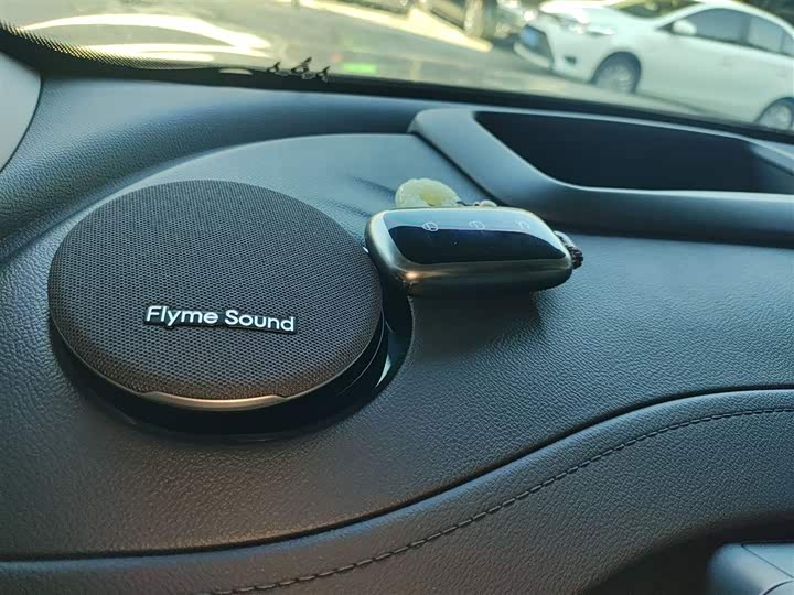 Фото 9 - Geely Galaxy E5