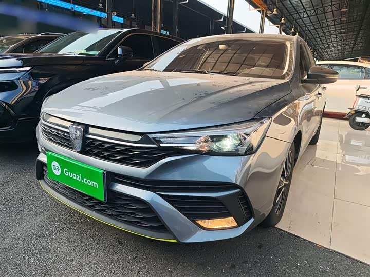 Фото 2 - Roewe i5