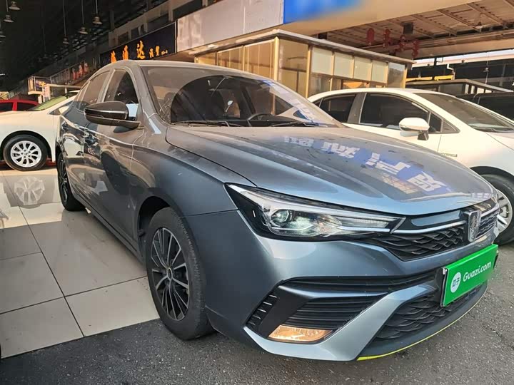 Фото 4 - Roewe i5