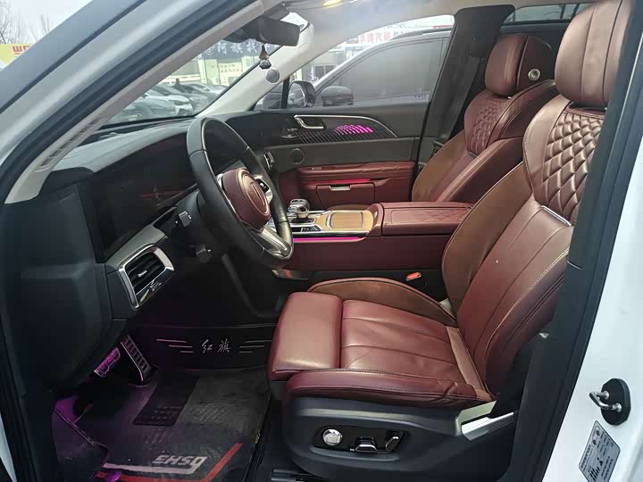 Фото 5 - Hongqi E-HS9