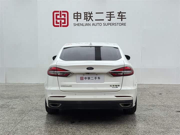 Фото 2 - Ford Mondeo