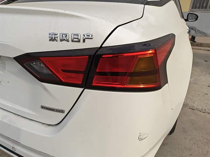 Фото 8 - Nissan Teana