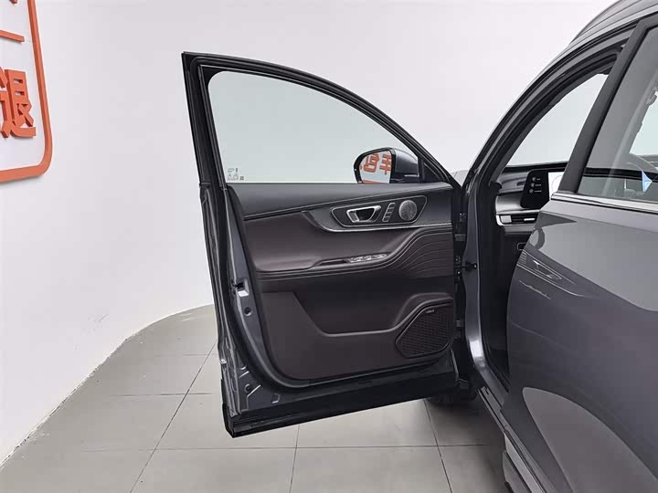 Фото 8 - Chery Tiggo 8 Pro