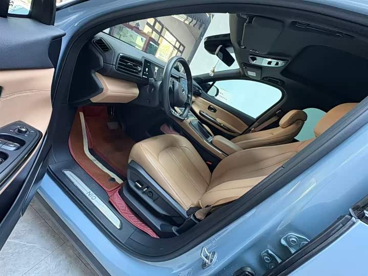 Фото 4 - Nio ES6