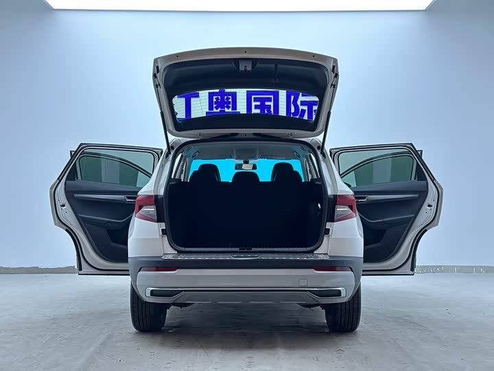 Фото 7 - Skoda Karoq