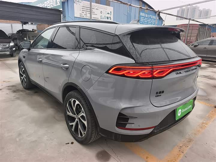 Фото 5 - BYD Tang Hybrid/EV