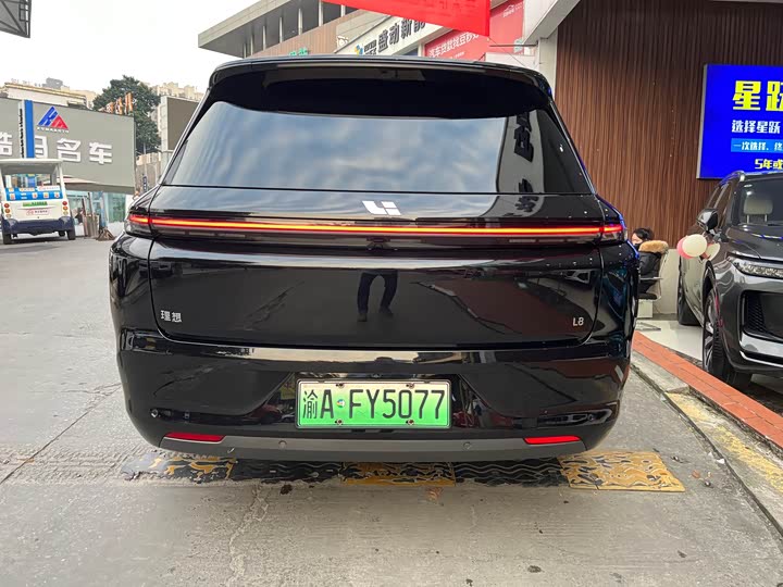 Фото 8 - LiXiang L8