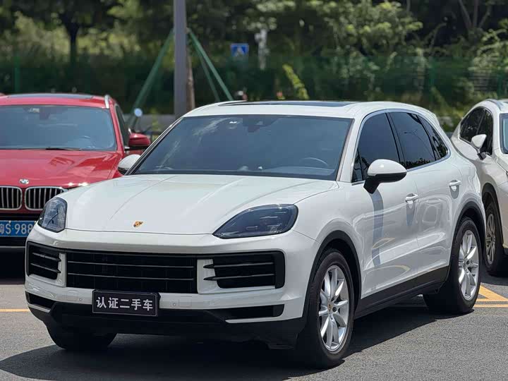 Фото 1 - Porsche Cayenne