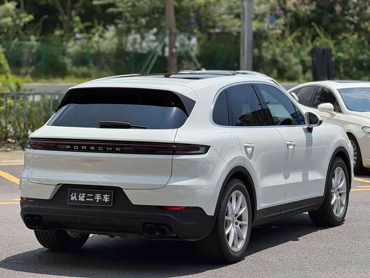 Фото 3 - Porsche Cayenne