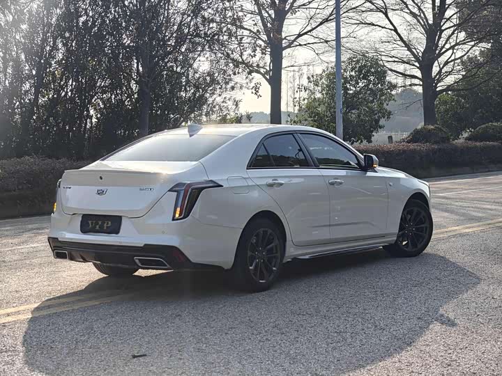 Фото 4 - Cadillac CT4
