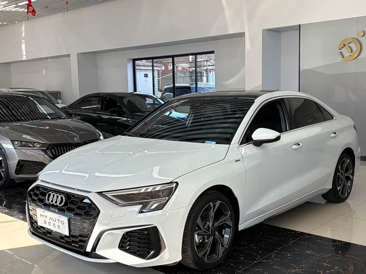 Фото 1 - Audi A3