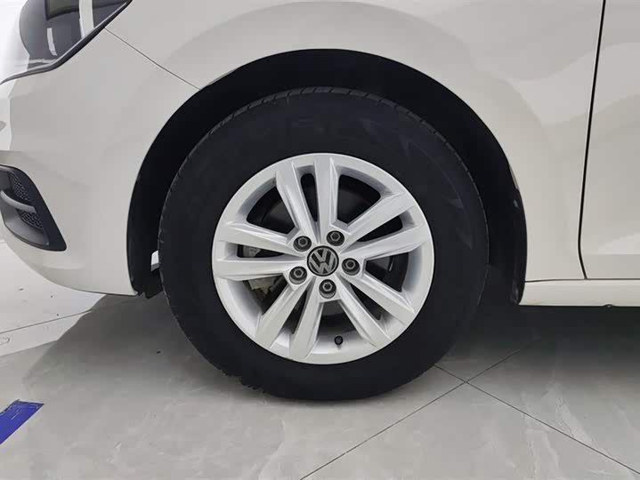 Фото 6 - Volkswagen Santana