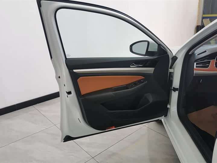 Фото 7 - Volkswagen Bora