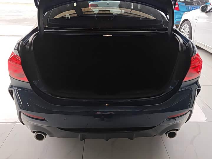 Фото 4 - BMW 1 Series