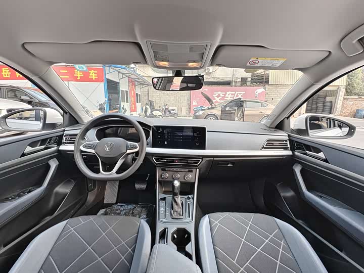 Фото 6 - Volkswagen Lavida