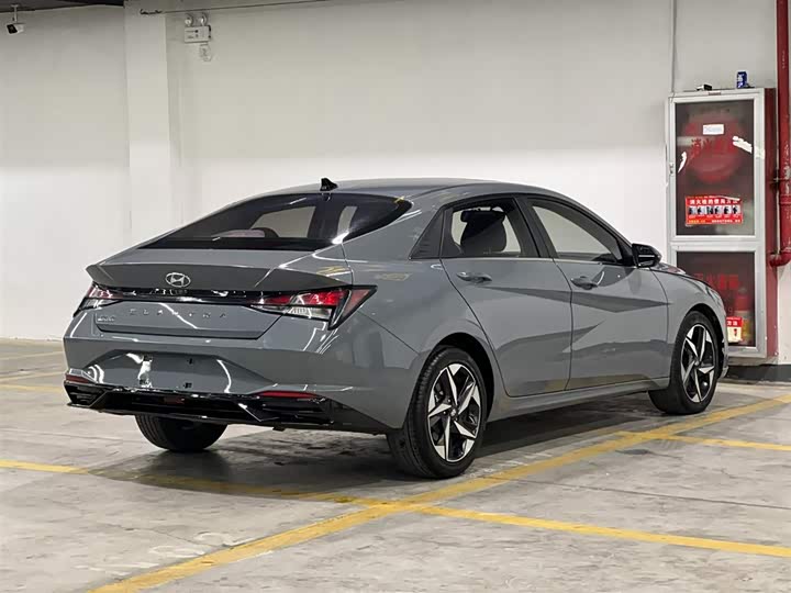 Фото 5 - Hyundai Elantra N line