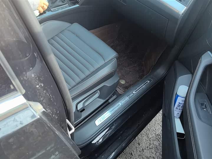 Фото 8 - Volkswagen Magotan