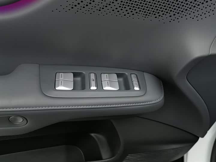 Фото 9 - XPeng G6