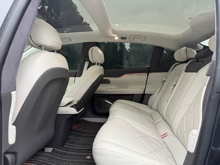 Фото 8 - Nio ET7