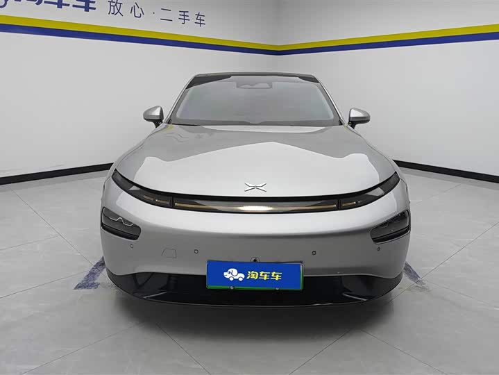 Фото 2 - XPeng P7