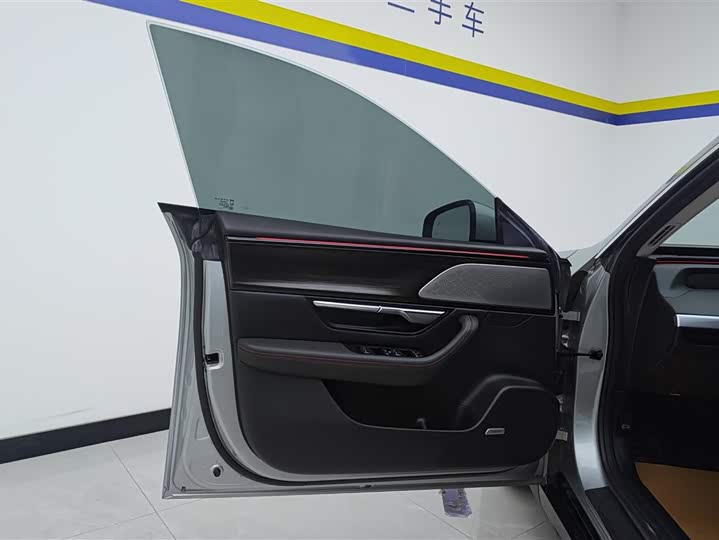 Фото 7 - XPeng P7