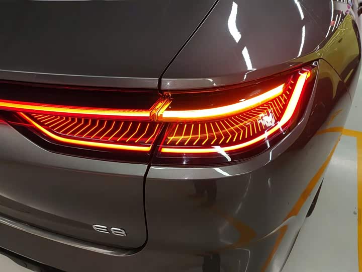 Фото 8 - Geely Galaxy E8