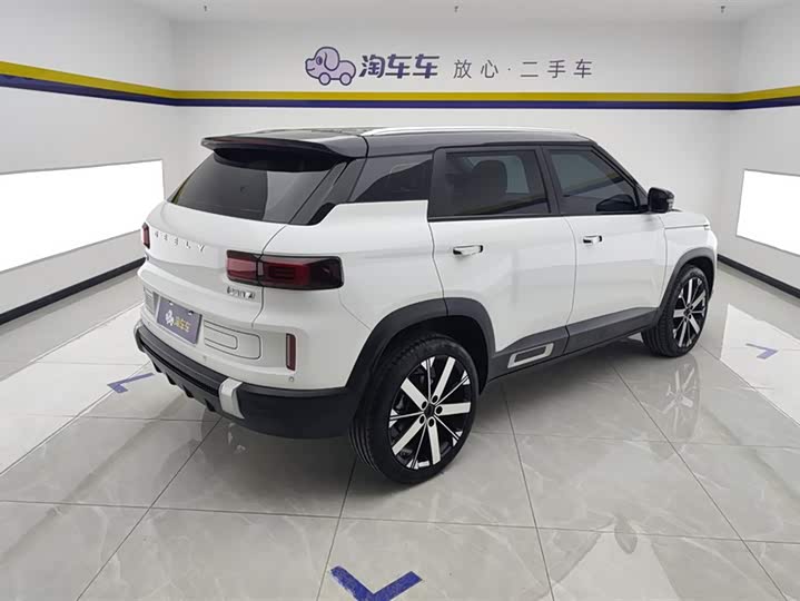 Фото 3 - Geely Icon