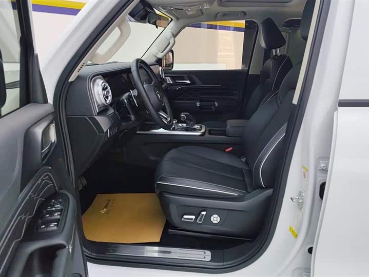 Фото 9 - Tank 300