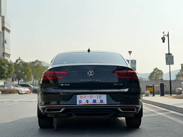 Фото 8 - Volkswagen Magotan