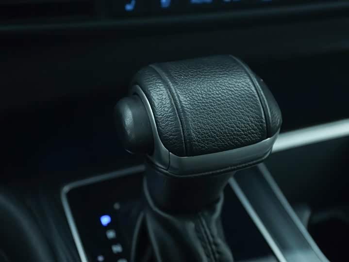 Фото 9 - Toyota Sienna