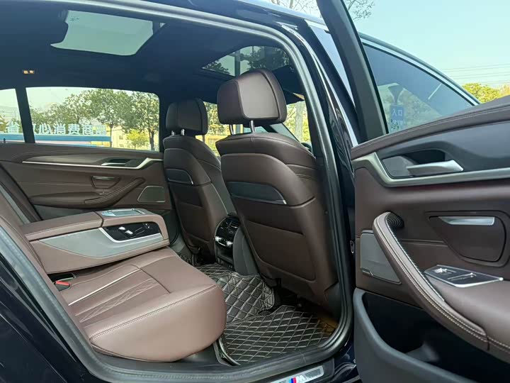 Фото 7 - BMW 5 Series