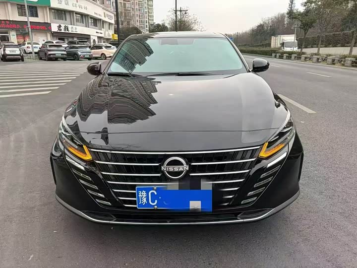 Фото 2 - Nissan Teana