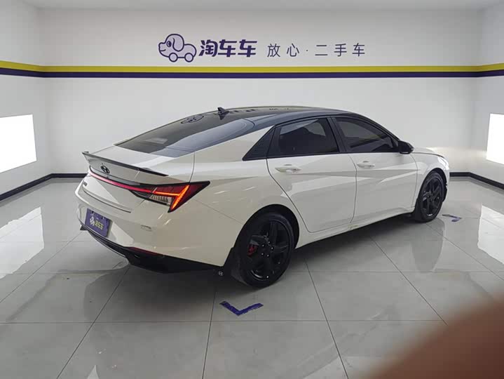 Фото 3 - Hyundai Elantra N line
